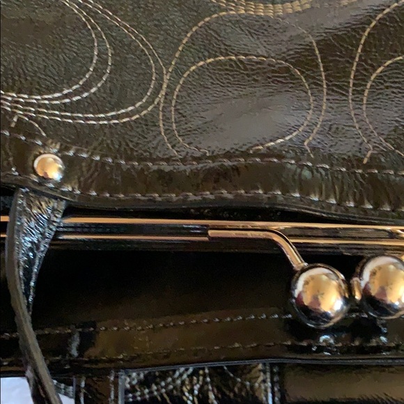 Beautiful Coach Bag! “C” Stitching Design! Black. - Picture 10 of 16